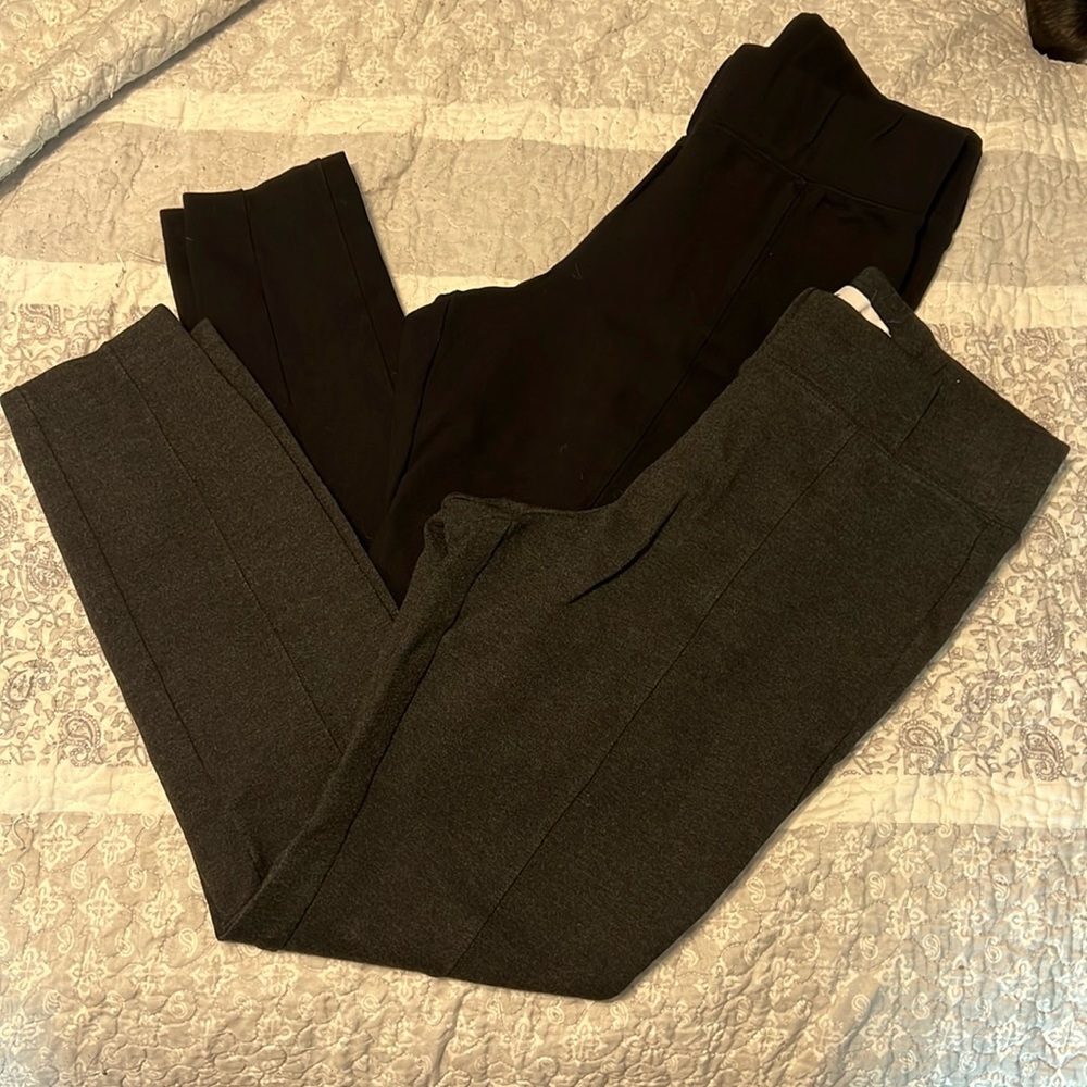 2 Old Navy Stevie High Rise Leggings